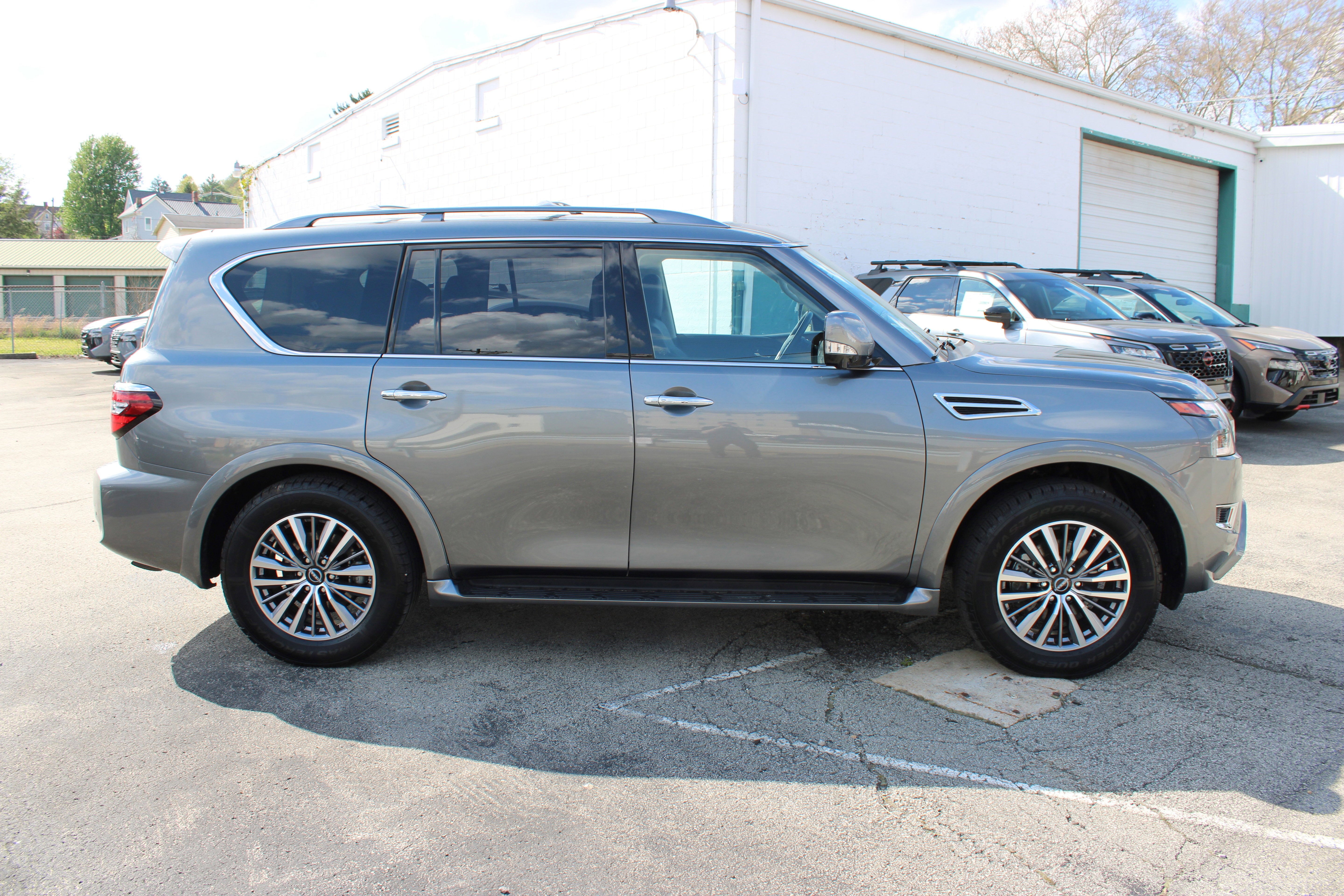2023 Nissan Armada SL