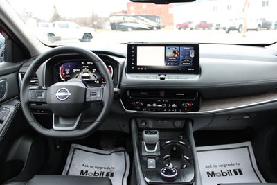 2025 Nissan Rogue Platinum