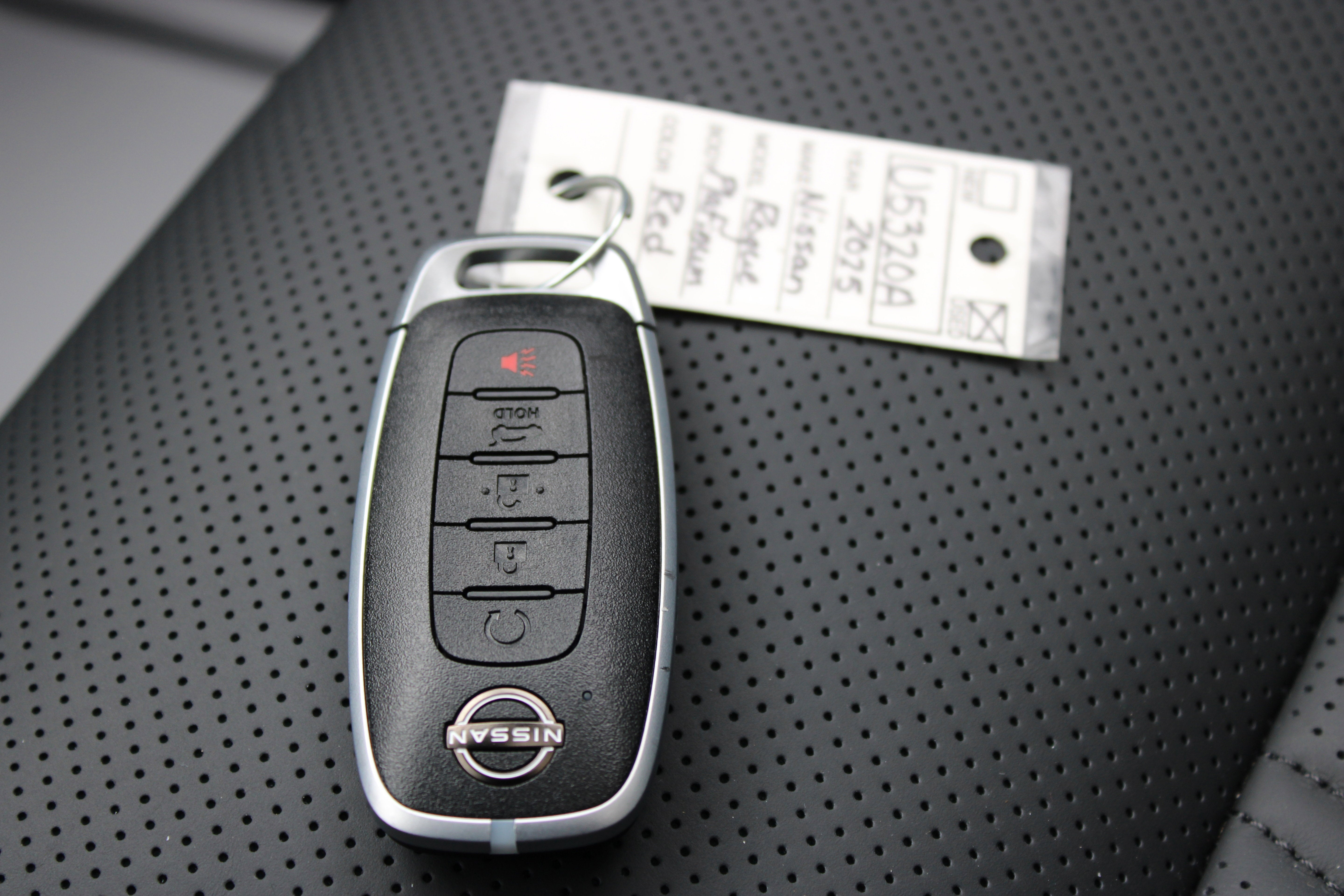 2025 Nissan Rogue Platinum