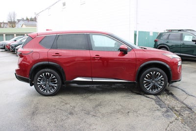 2025 Nissan Rogue Platinum