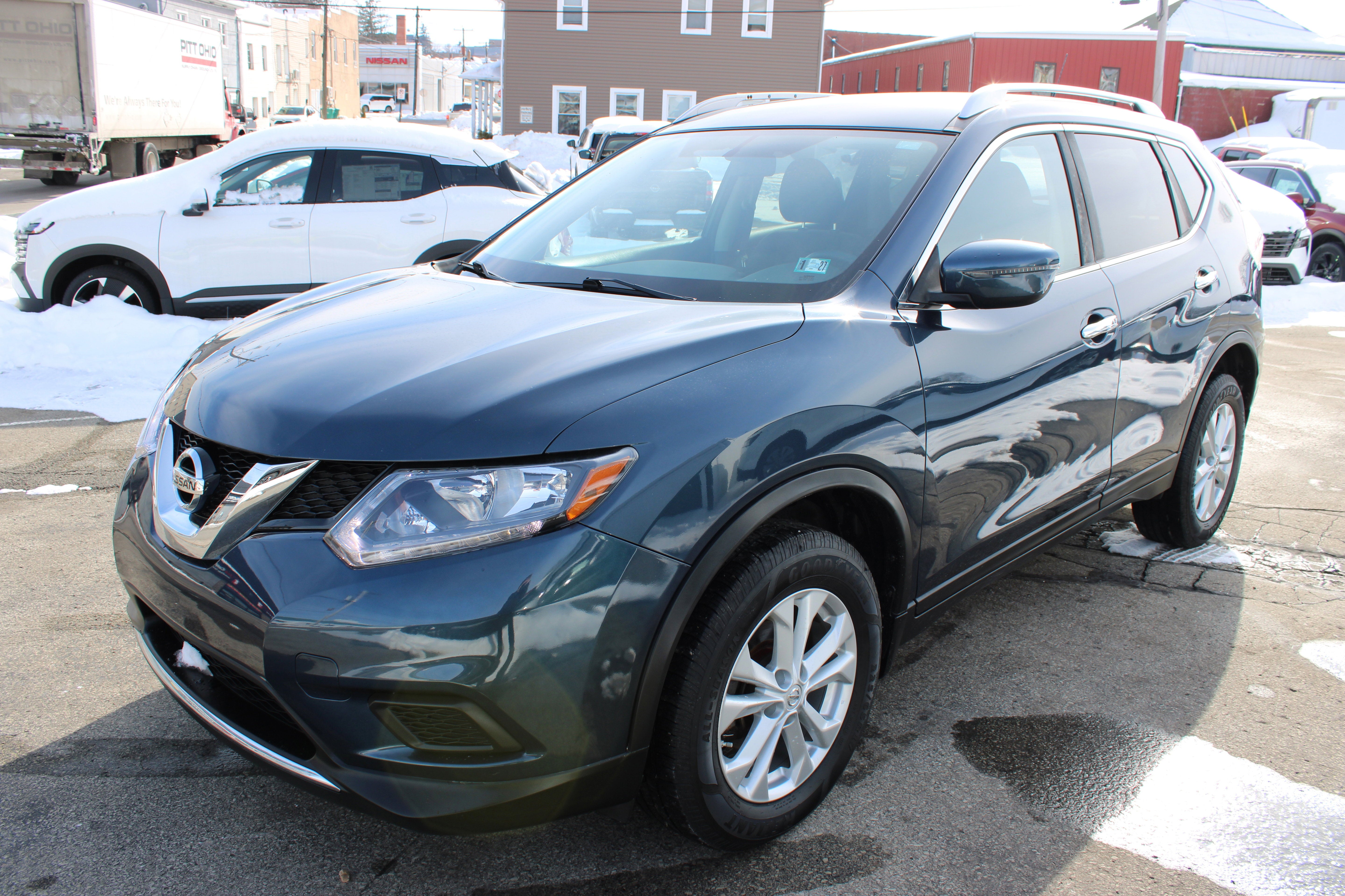 2016 Nissan Rogue SV